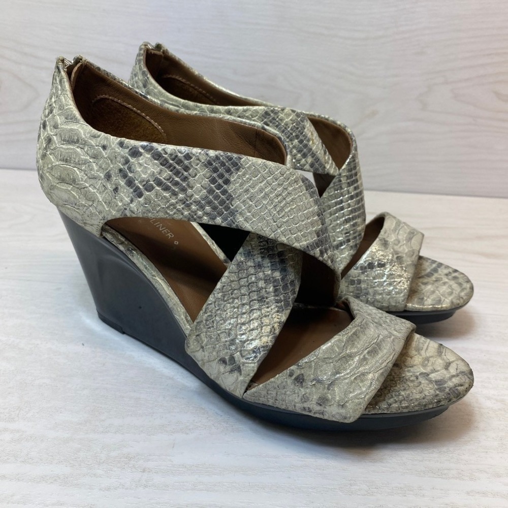 Donald J Pliner Womens 9 Aurora Wedge Sandals Snake Print Leather Black Heel